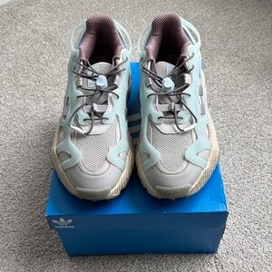 Adidas Light Gray and Teal Sneakers